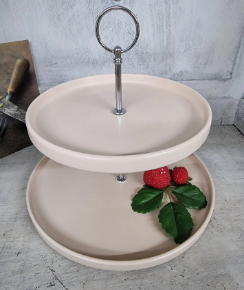 2-stöckige Etagere im charmanten Landhausstil – für Liebhaber des skandinavischen Designs!