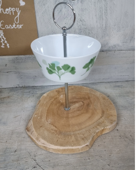 2-stöckige Etagere aus Porzellan und Holz, neu im Sortiment