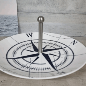 Handgefertigter Servierteller aus Porzellan im maritimen Design
