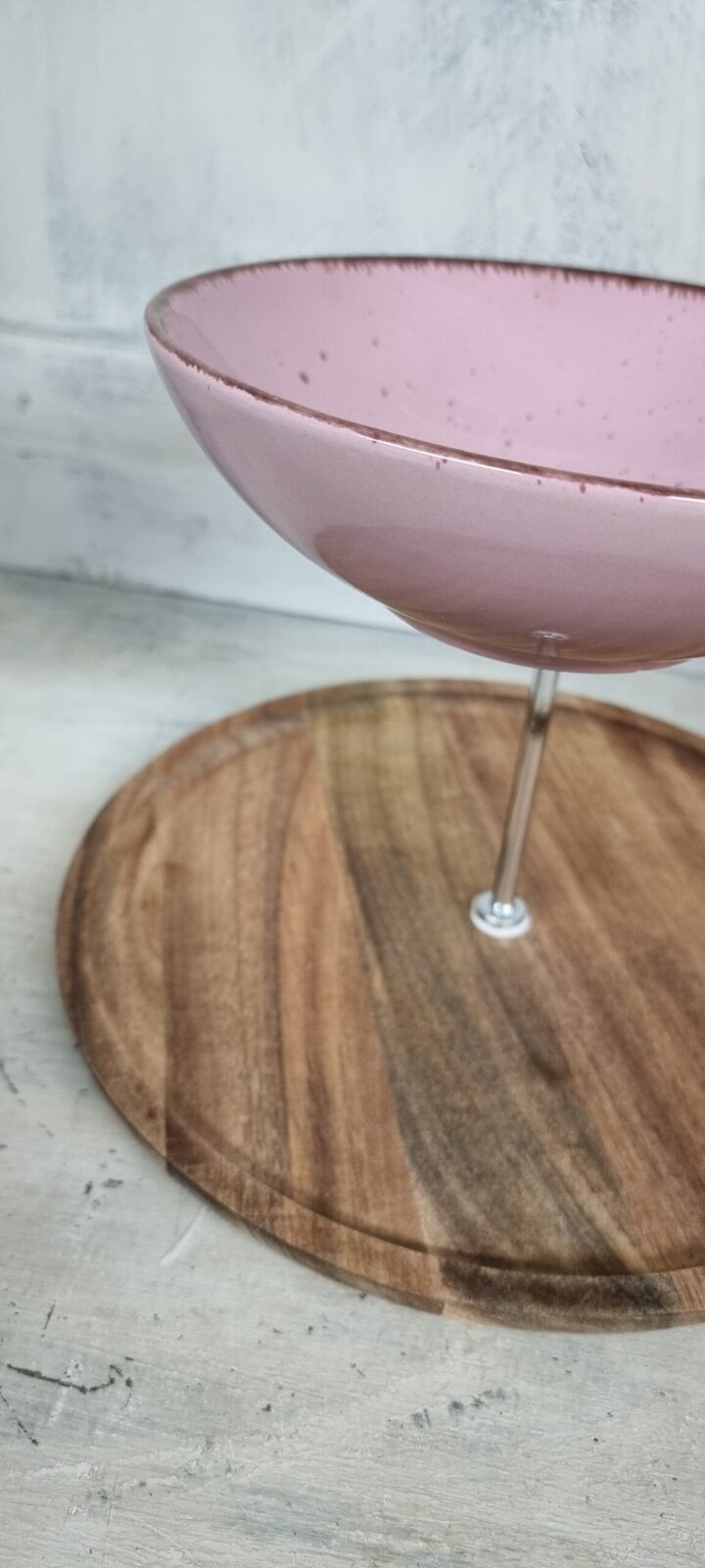 2-stöckige Etagere, Teller aus Akazienholz, Schale aus Feinsteinzeug