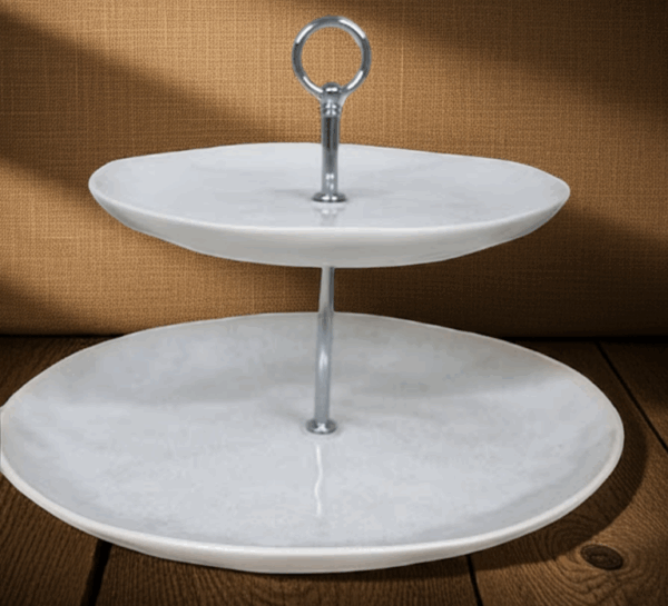 2-stöckige Etagere - Eleganz mit Charakter, weiße Keramik