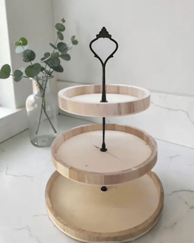 3-stöckige Etagere aus Holz in natürlicher Farbe, hervorragend geeignet für Bastelarbeiten