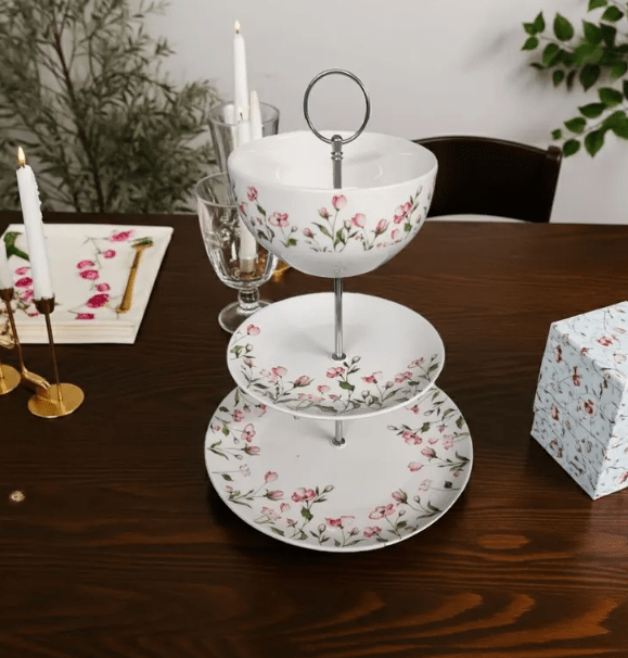 3-stöckige Etagere aus Porzellan– Spring is in the Air, für Brunch, besondereTischdeko