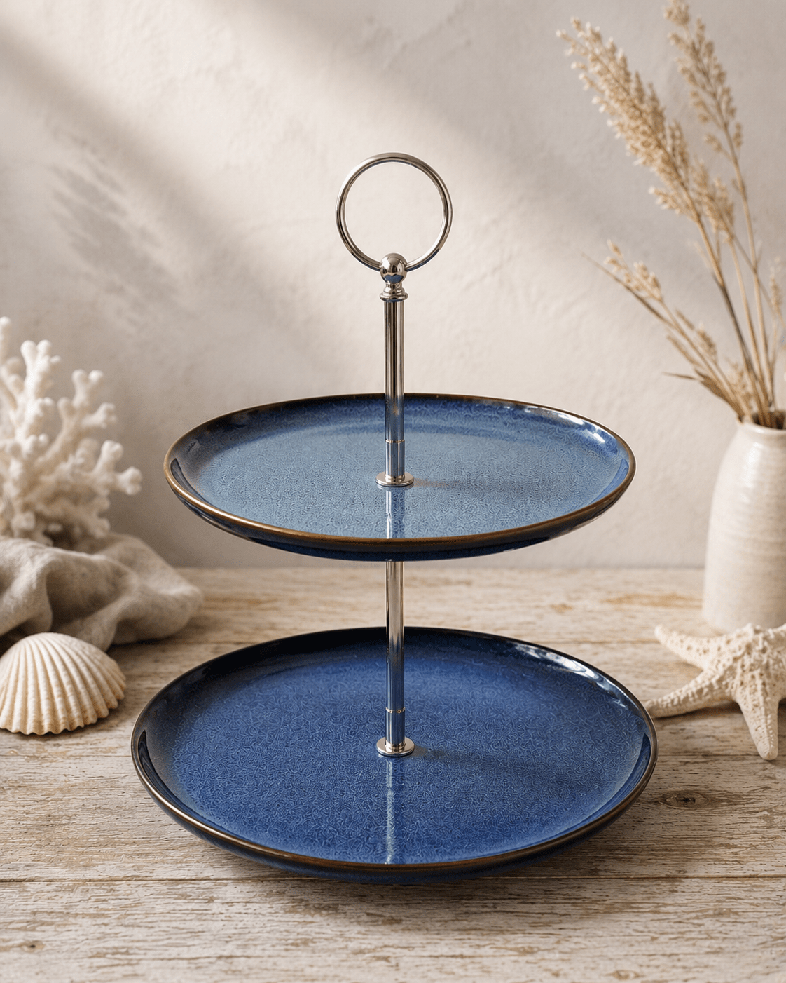 Handgefertigte Etagere aus Keramik – Maritime Eleganz in Blau
